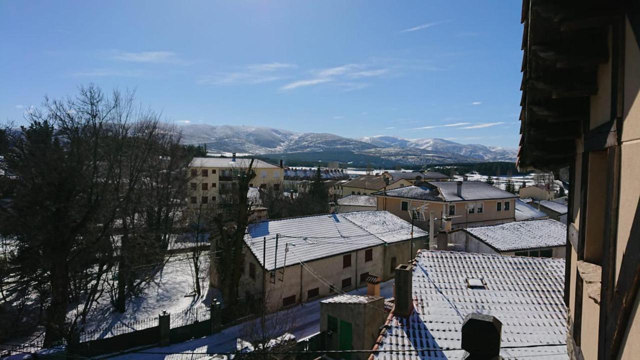 Pensjonat Artesano I Y III Navarredonda de Gredos Zewnętrze zdjęcie