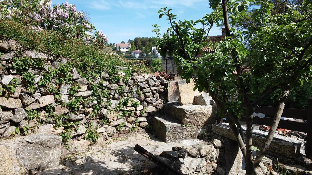 Pensjonat Artesano I Y III Navarredonda de Gredos Zewnętrze zdjęcie