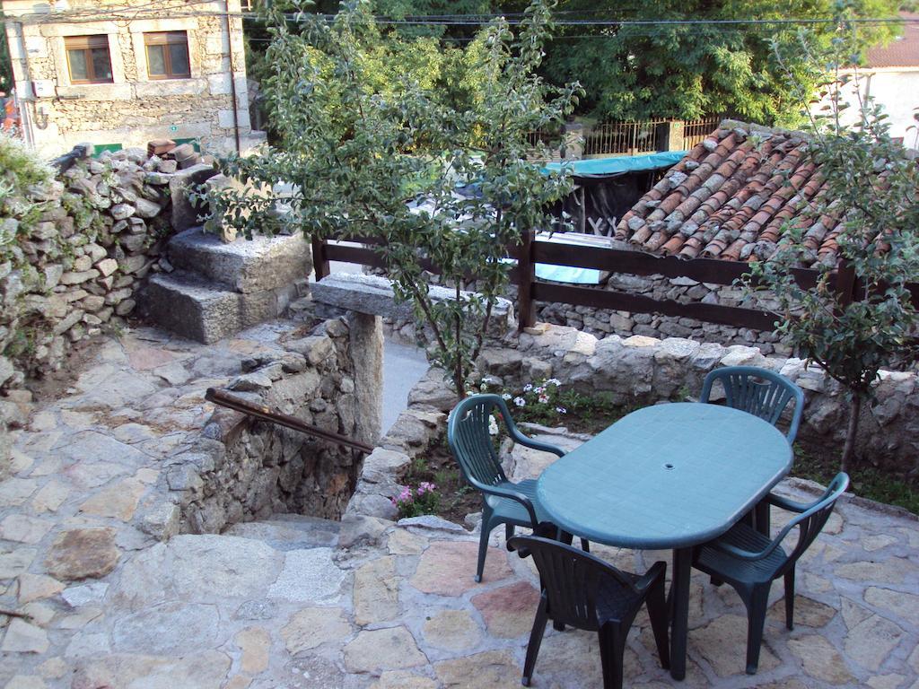 Pensjonat Artesano I Y III Navarredonda de Gredos Zewnętrze zdjęcie