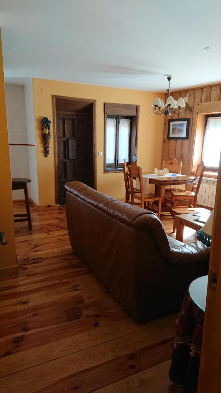 Pensjonat Artesano I Y III Navarredonda de Gredos Zewnętrze zdjęcie